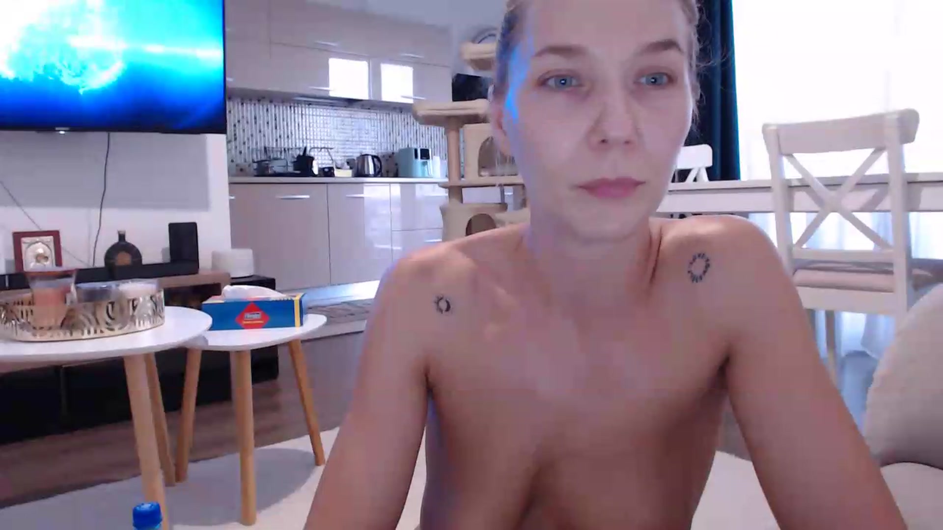 Gallery image thumbnail from AnyaHott's myfreecams stream on, 08/03/2026, 17:26 image 19 of 20