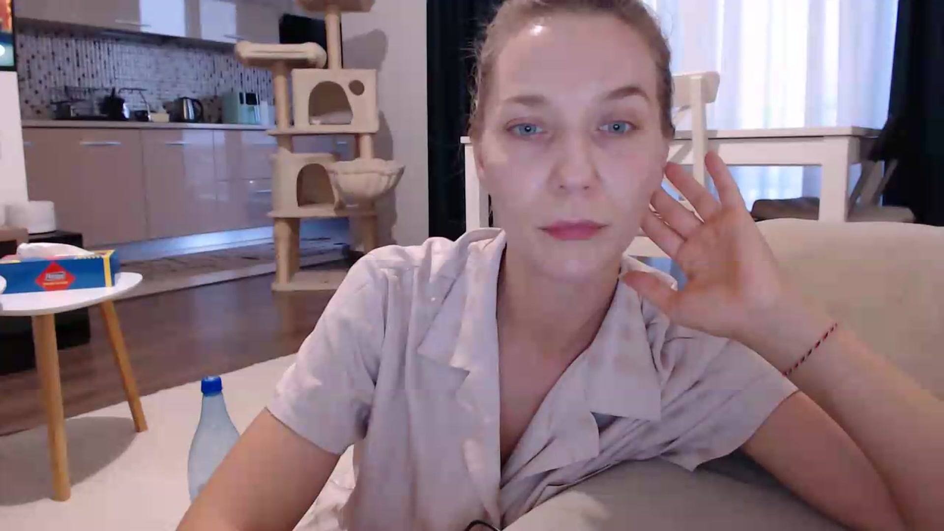 Gallery image thumbnail from AnyaHott's myfreecams stream on, 08/03/2026, 17:51 image 13 of 20