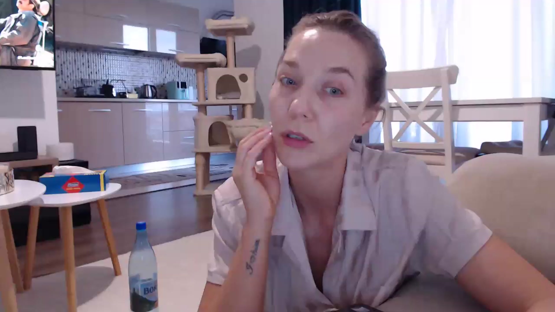 Gallery image thumbnail from AnyaHott's myfreecams stream on, 08/03/2026, 17:51 image 2 of 20