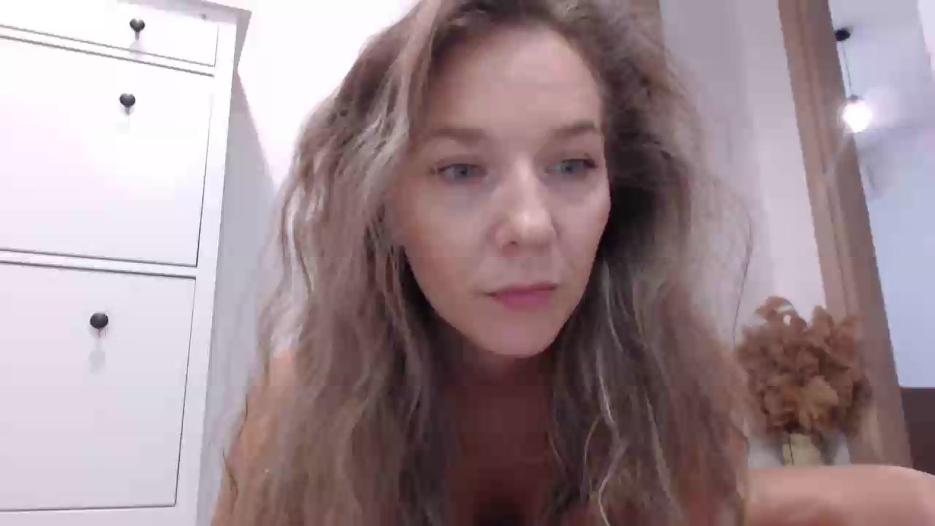 Gallery image thumbnail from AnyaHott's myfreecams stream on, 08/06/2026, 17:12 image 1 of 20