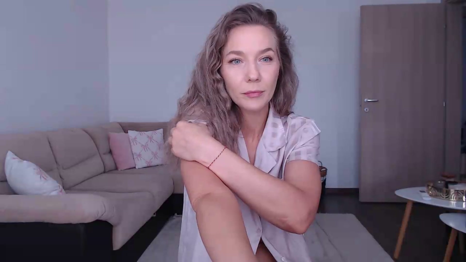 Gallery image thumbnail from AnyaHott's myfreecams stream on, 08/09/2026, 07:06 image 16 of 20