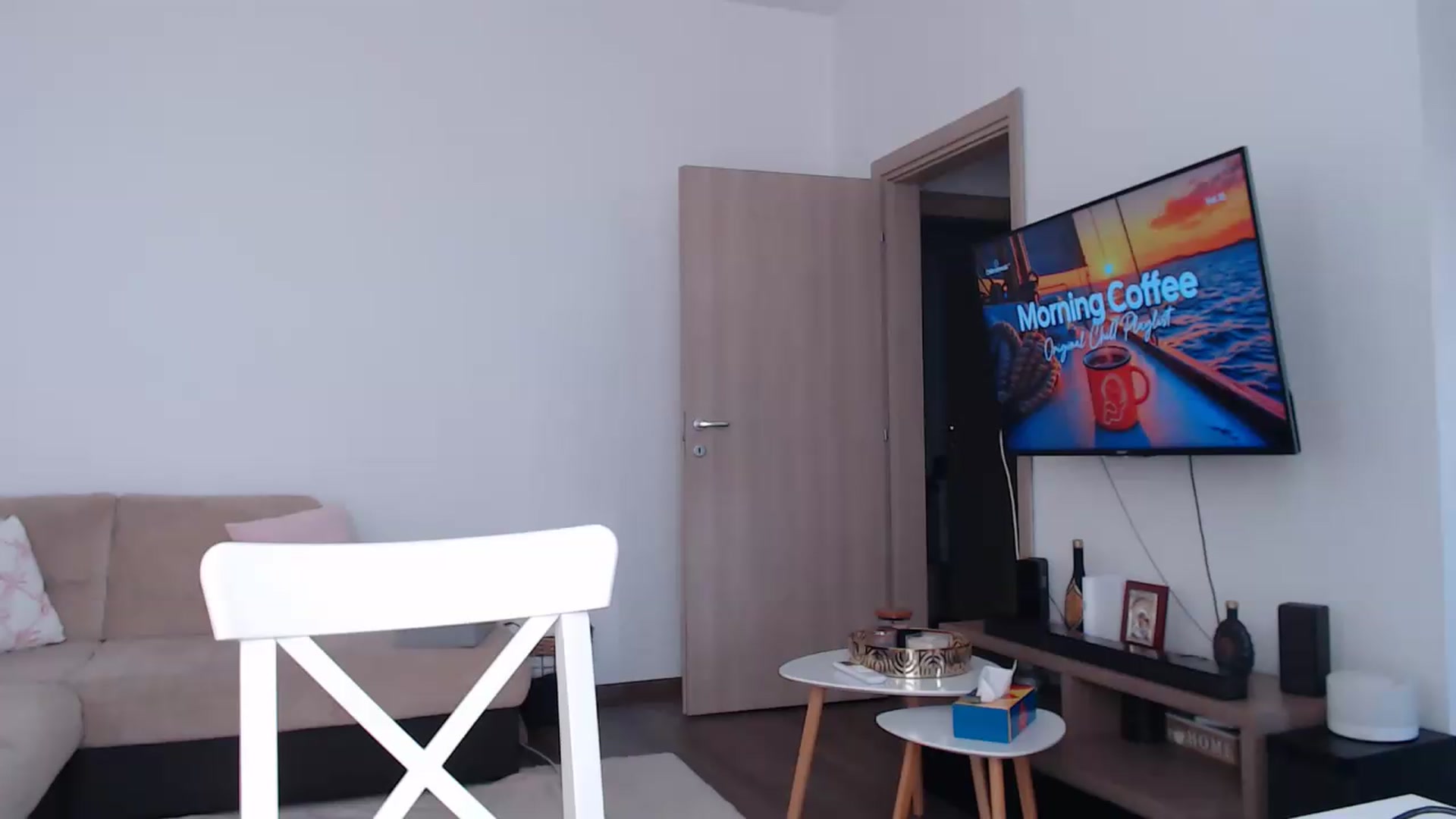 Gallery image thumbnail from AnyaHott's myfreecams stream on, 08/10/2026, 05:23 image 6 of 20