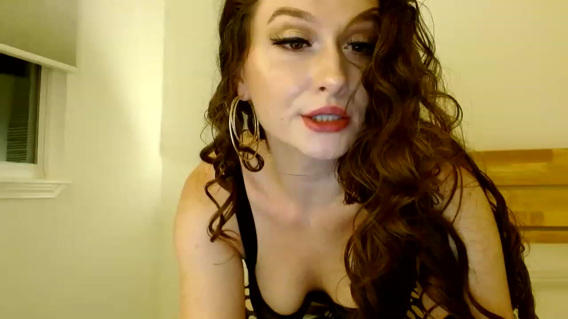 Gallery image thumbnail from AnyaLala's myfreecams stream on, 12/03/2022, 09:22 image 20 of 20