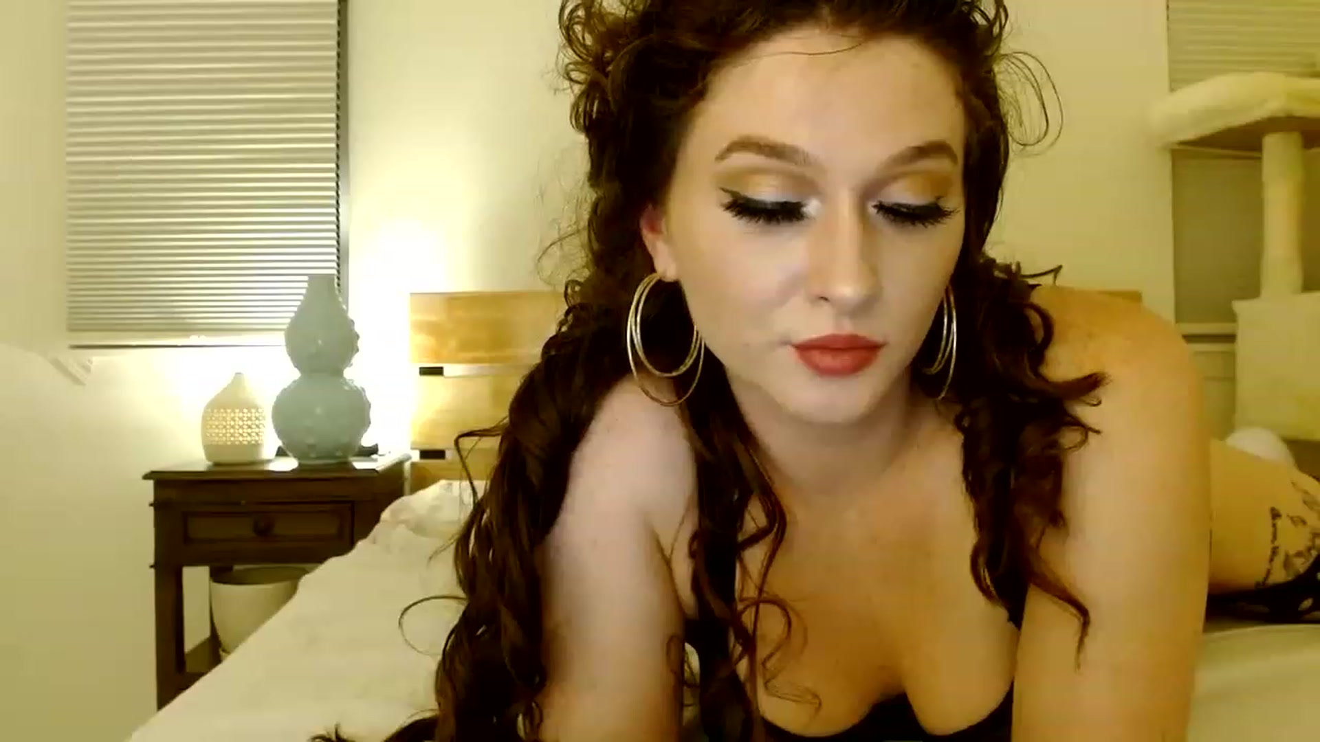 Gallery image thumbnail from AnyaLala's myfreecams stream on, 12/03/2022, 09:22 image 8 of 20