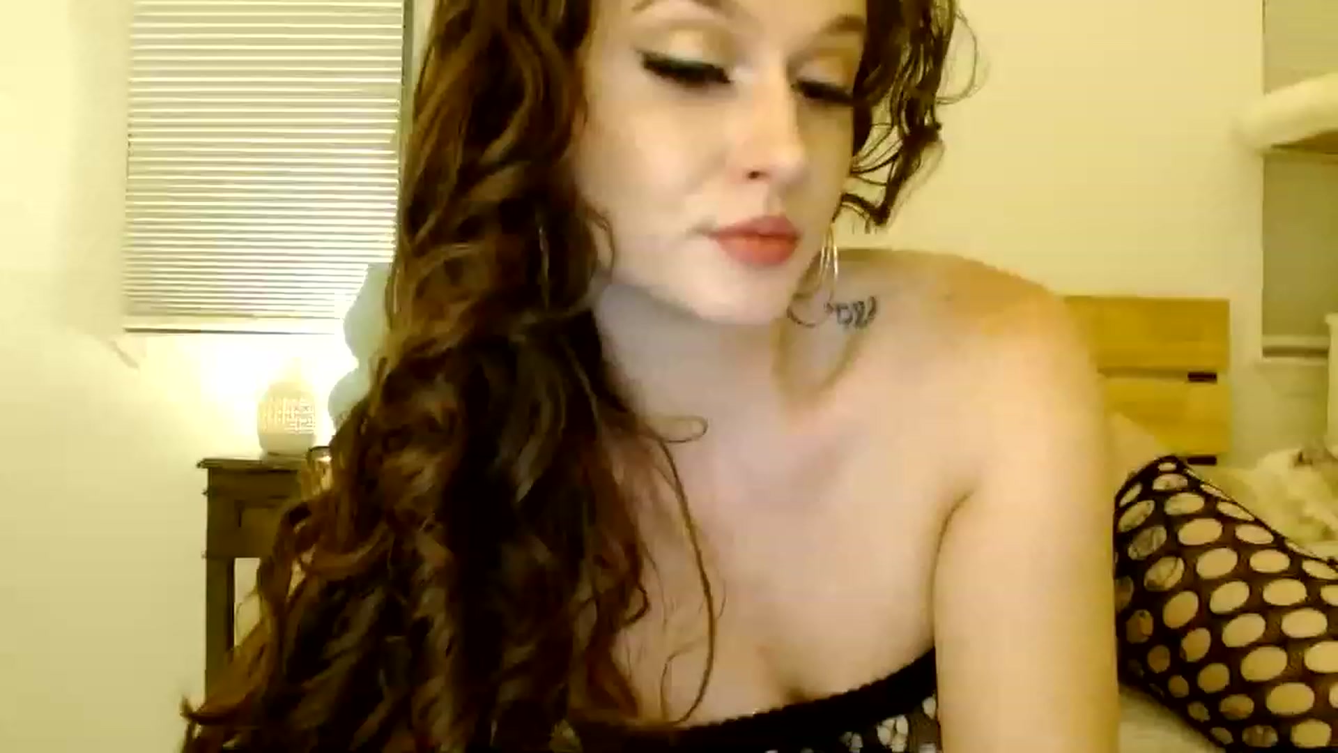 Gallery image thumbnail from AnyaLala's myfreecams stream on, 12/03/2022, 10:52 image 11 of 20