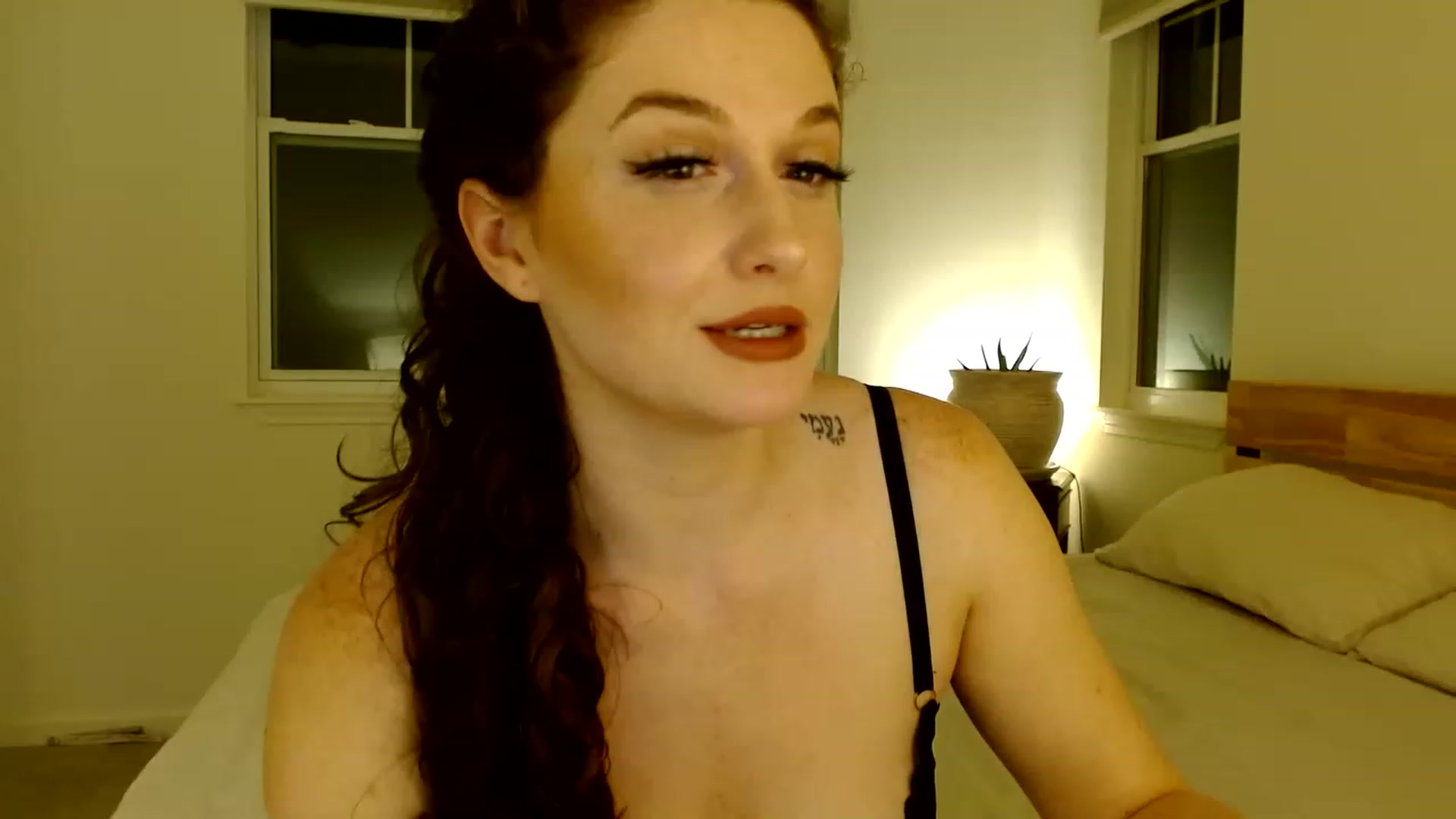 Gallery image thumbnail from AnyaLala's myfreecams stream on, 01/01/2023, 10:03 image 5 of 20