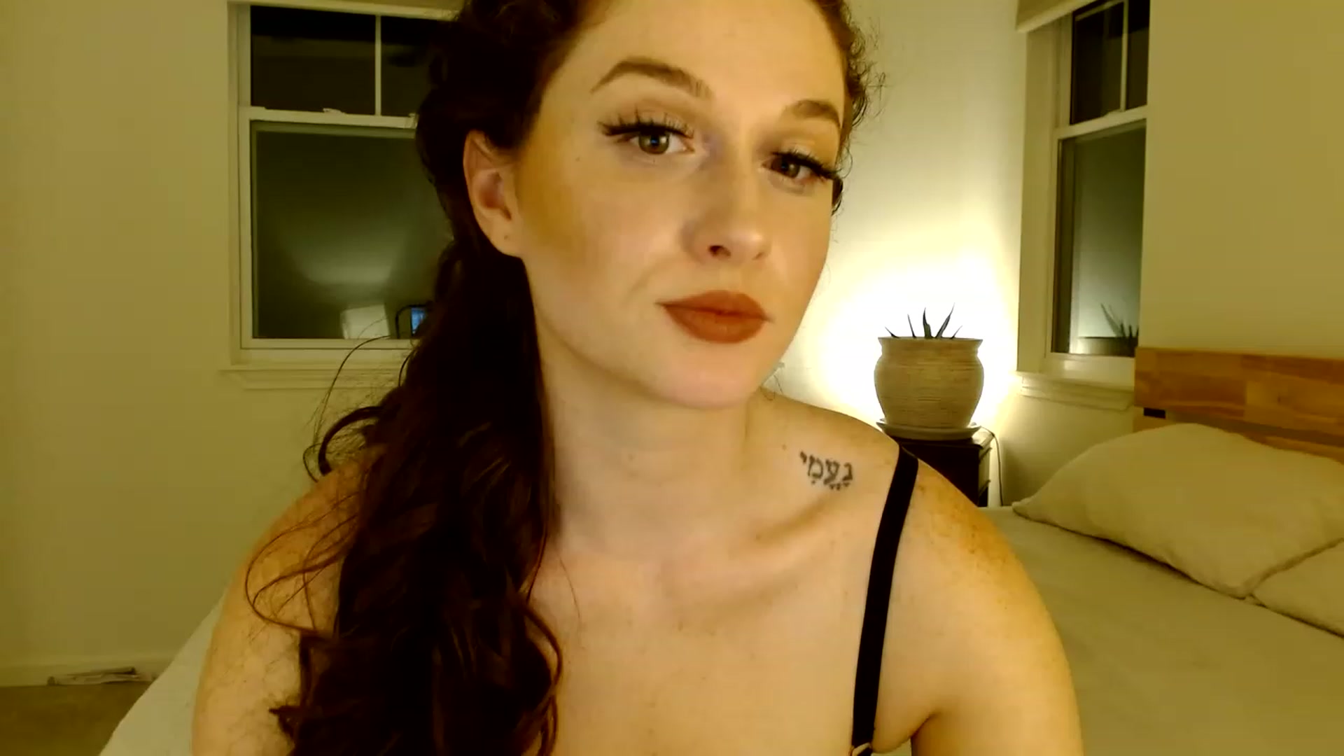 Gallery image thumbnail from AnyaLala's myfreecams stream on, 01/01/2023, 10:03 image 13 of 20