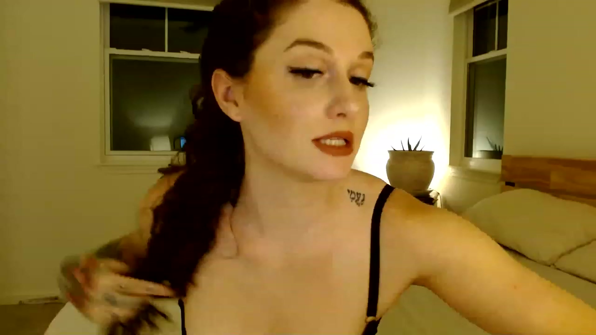 Gallery image thumbnail from AnyaLala's myfreecams stream on, 01/01/2023, 10:03 image 4 of 20