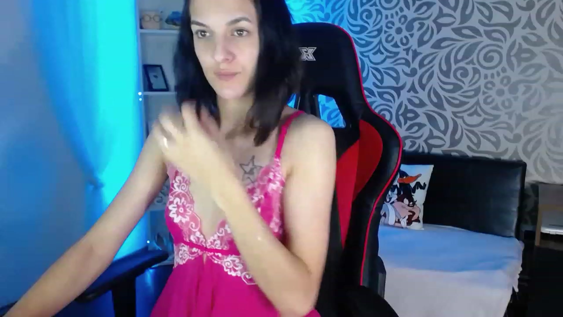 Gallery image thumbnail from AnyaLuv777's myfreecams stream on, 01/08/2023, 22:52 image 8 of 20