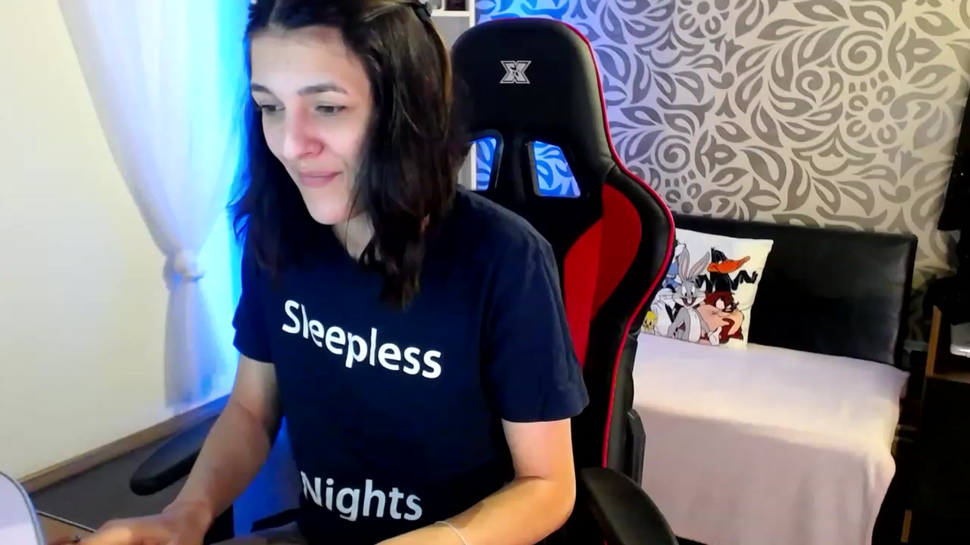 Gallery image thumbnail from AnyaLuv777's myfreecams stream on, 01/16/2023, 21:38 image 6 of 20