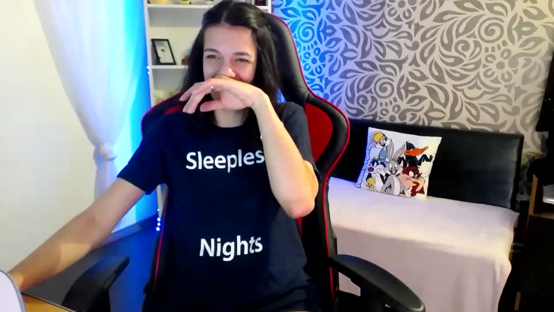 Gallery image thumbnail from AnyaLuv777's myfreecams stream on, 01/16/2023, 21:38 image 9 of 20