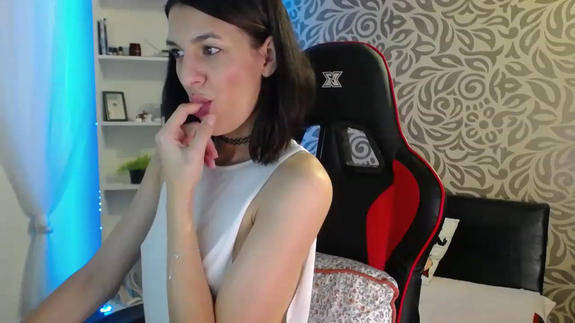 Gallery image thumbnail from AnyaLuv777's myfreecams stream on, 01/30/2023, 06:10 image 18 of 20