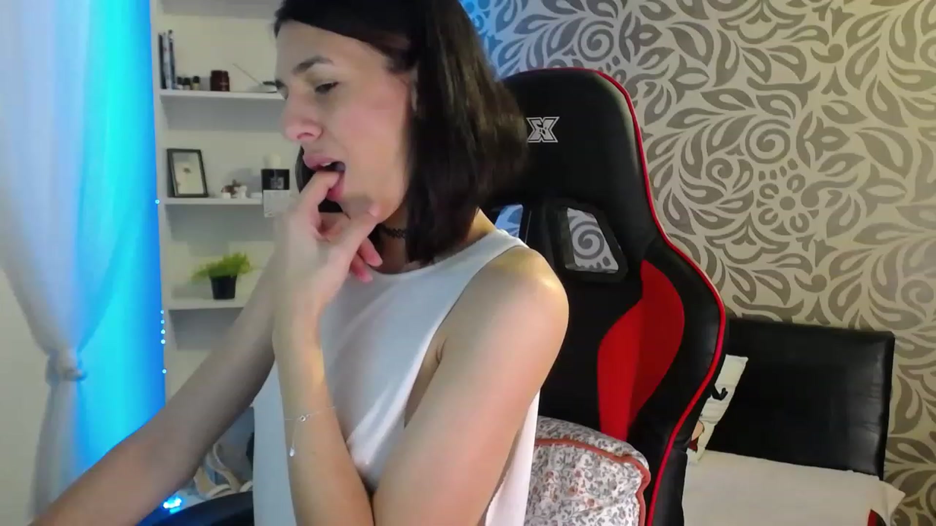 Gallery image thumbnail from AnyaLuv777's myfreecams stream on, 01/30/2023, 06:10 image 20 of 20