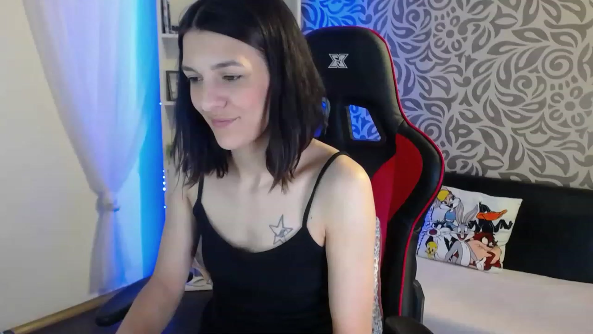 Gallery image thumbnail from AnyaLuv777's myfreecams stream on, 01/31/2023, 21:15 image 9 of 20