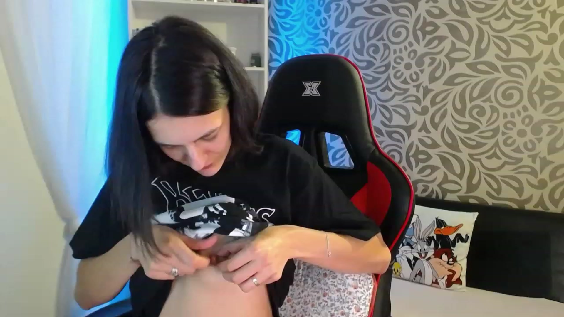 Gallery image thumbnail from AnyaLuv777's myfreecams stream on, 02/06/2023, 22:59 image 16 of 20