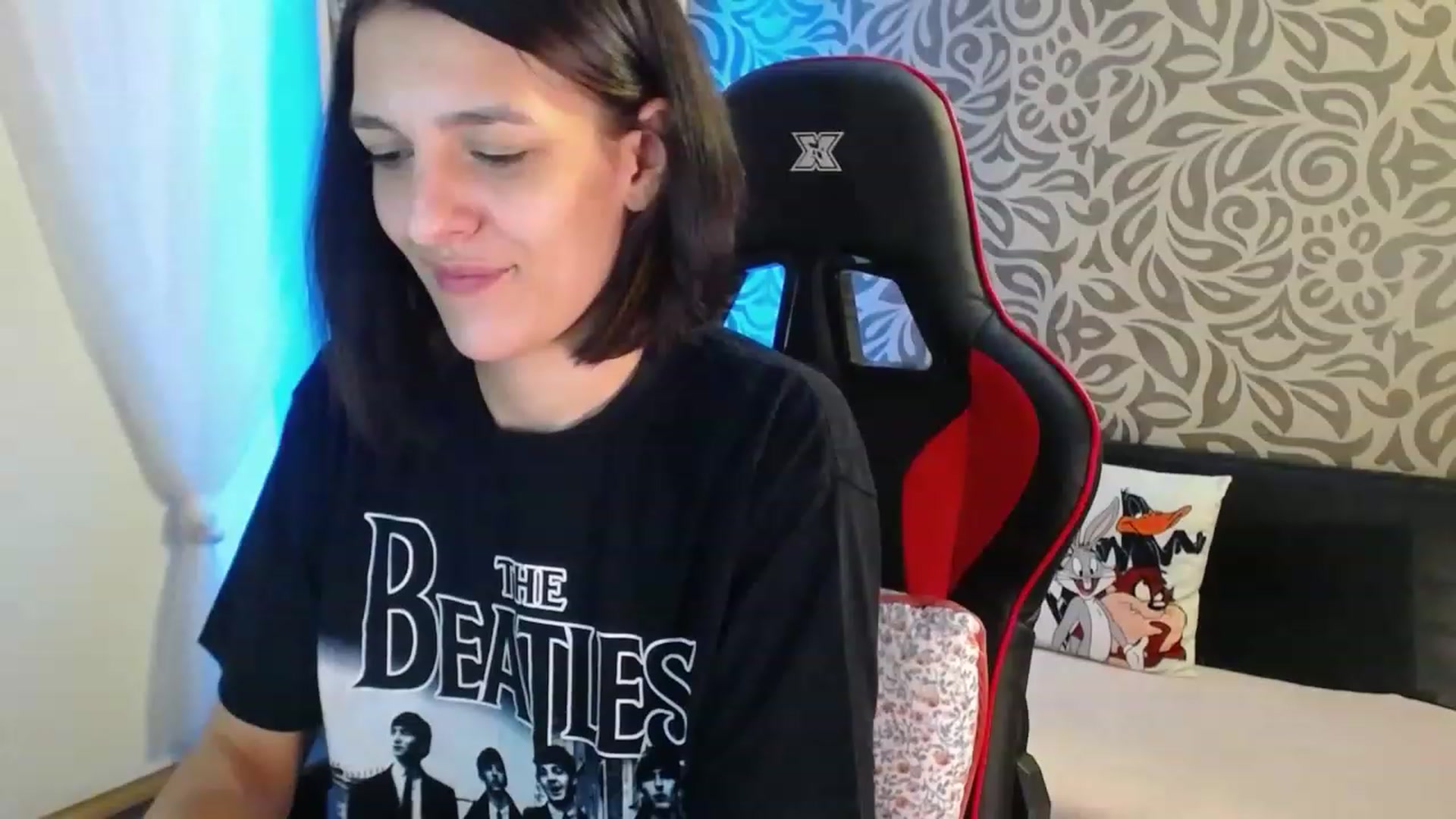 Gallery image thumbnail from AnyaLuv777's myfreecams stream on, 02/06/2023, 22:59 image 1 of 20