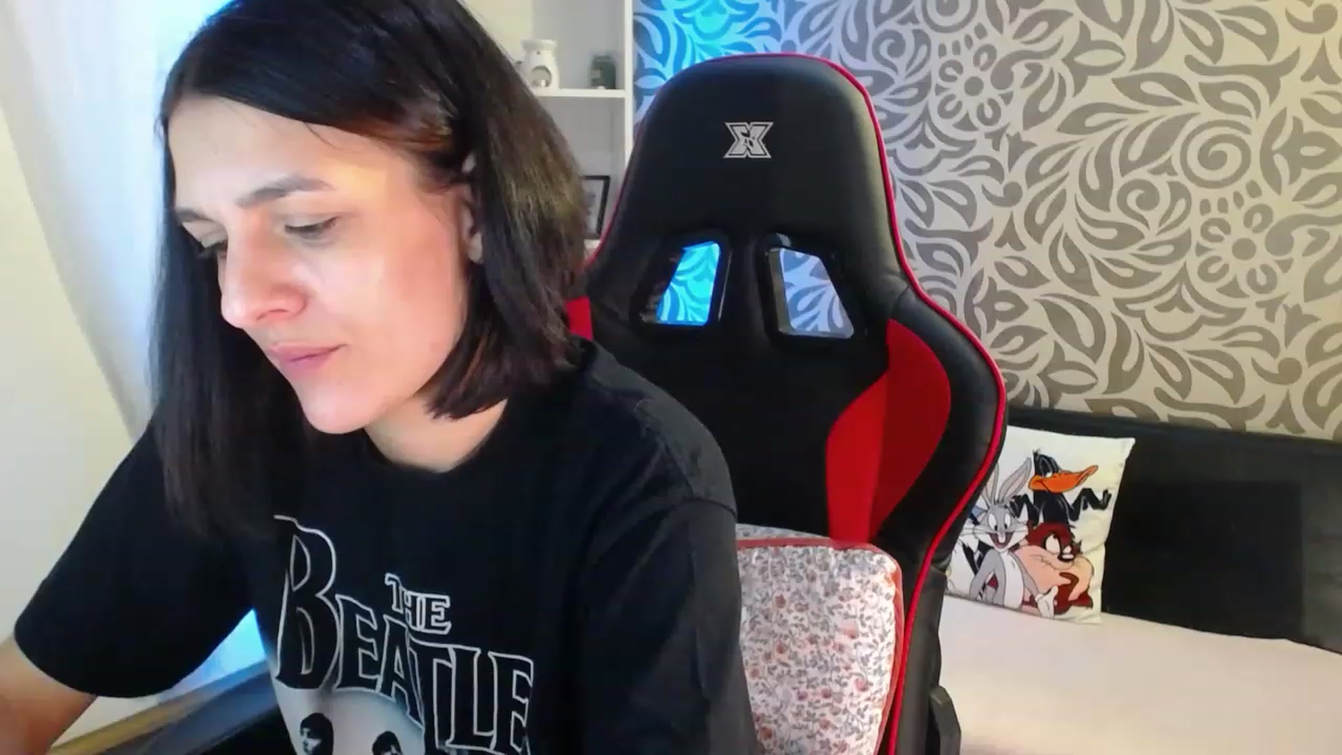 Gallery image thumbnail from AnyaLuv777's myfreecams stream on, 02/06/2023, 22:59 image 7 of 20