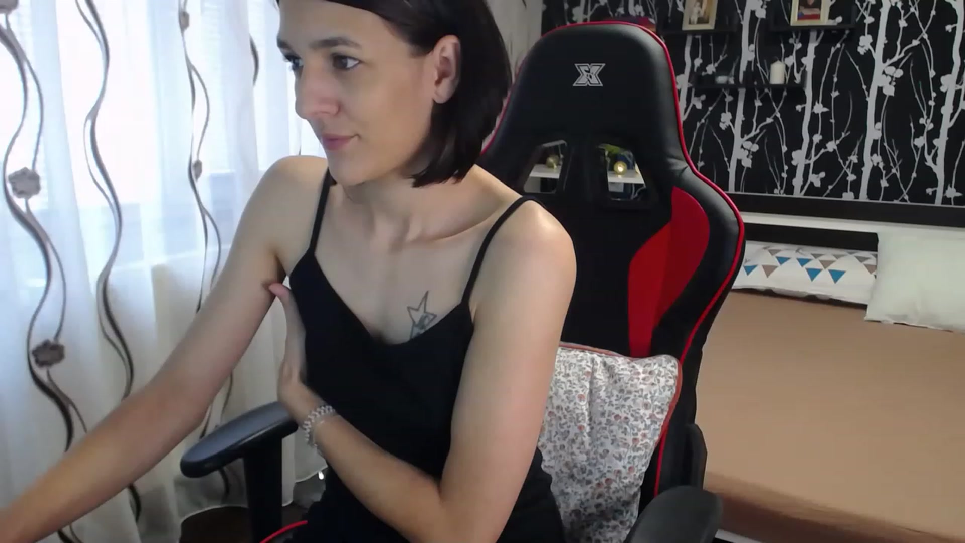 Gallery image thumbnail from AnyaLuv777's myfreecams stream on, 02/25/2023, 11:55 image 7 of 20