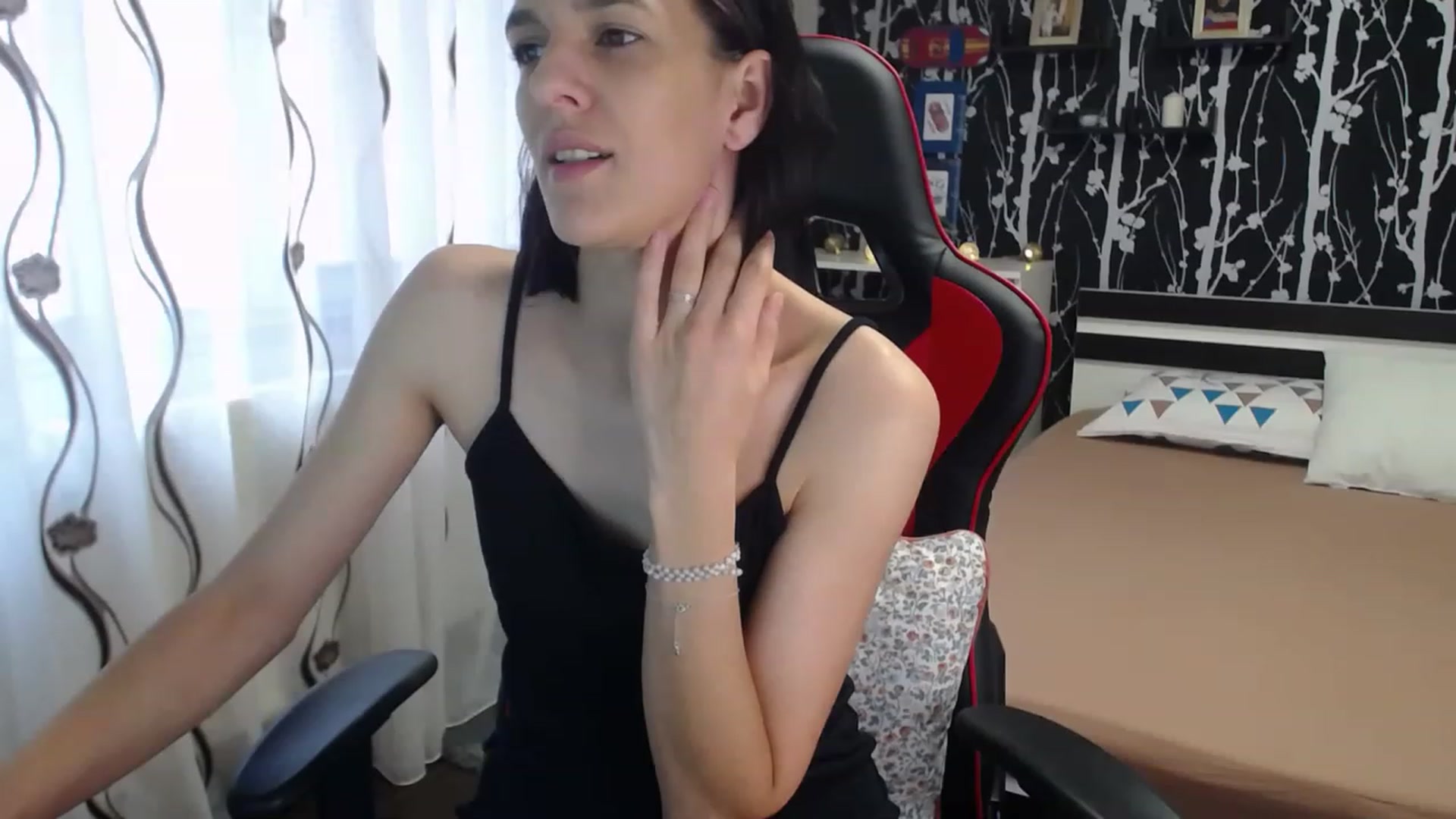 Gallery image thumbnail from AnyaLuv777's myfreecams stream on, 02/25/2023, 11:55 image 10 of 20