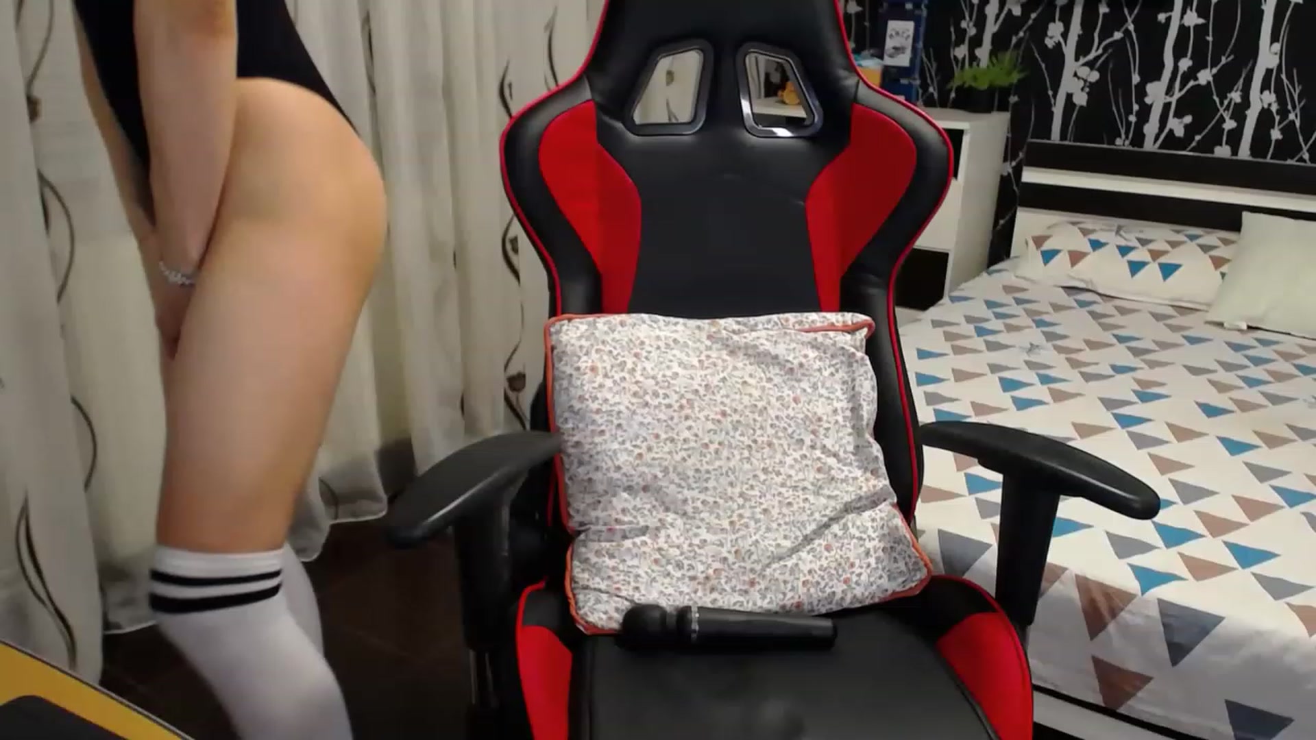 Gallery image thumbnail from AnyaLuv777's myfreecams stream on, 03/31/2023, 20:30 image 7 of 20