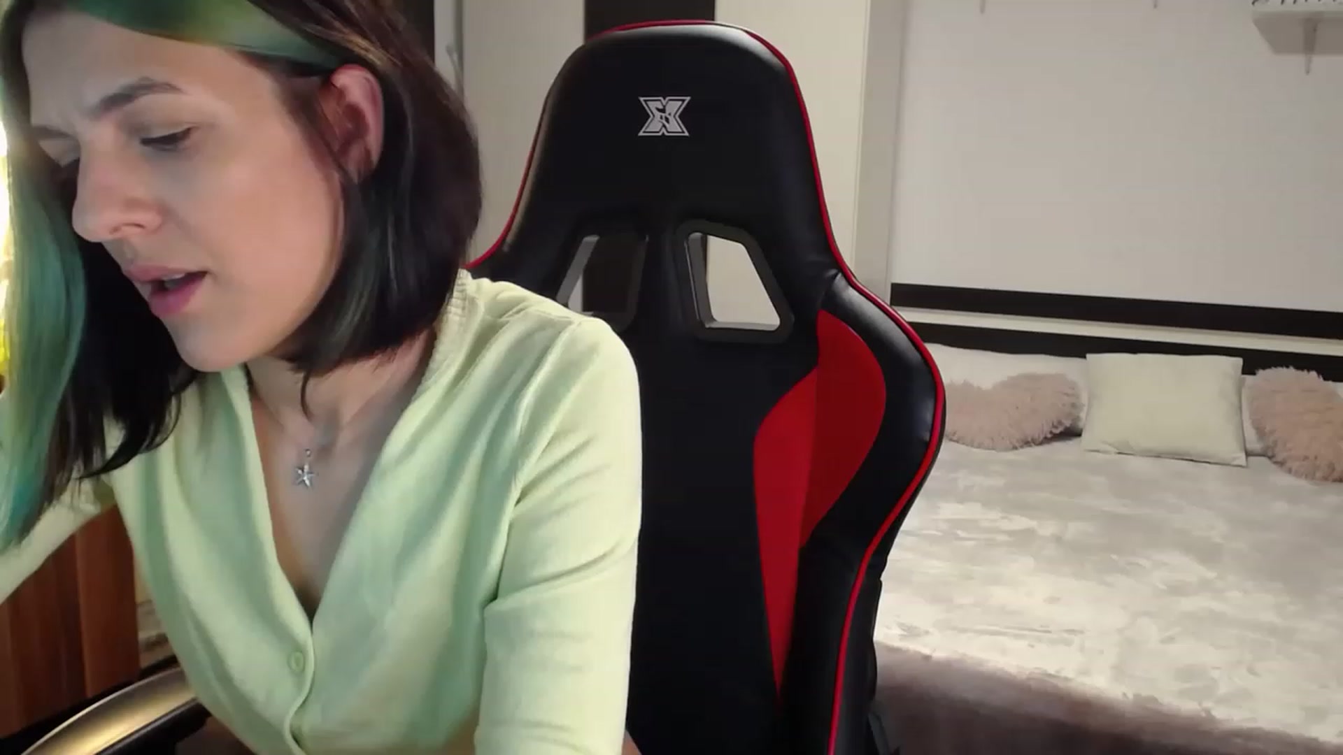 Gallery image thumbnail from AnyaLuv777's myfreecams stream on, 04/27/2023, 22:18 image 3 of 20