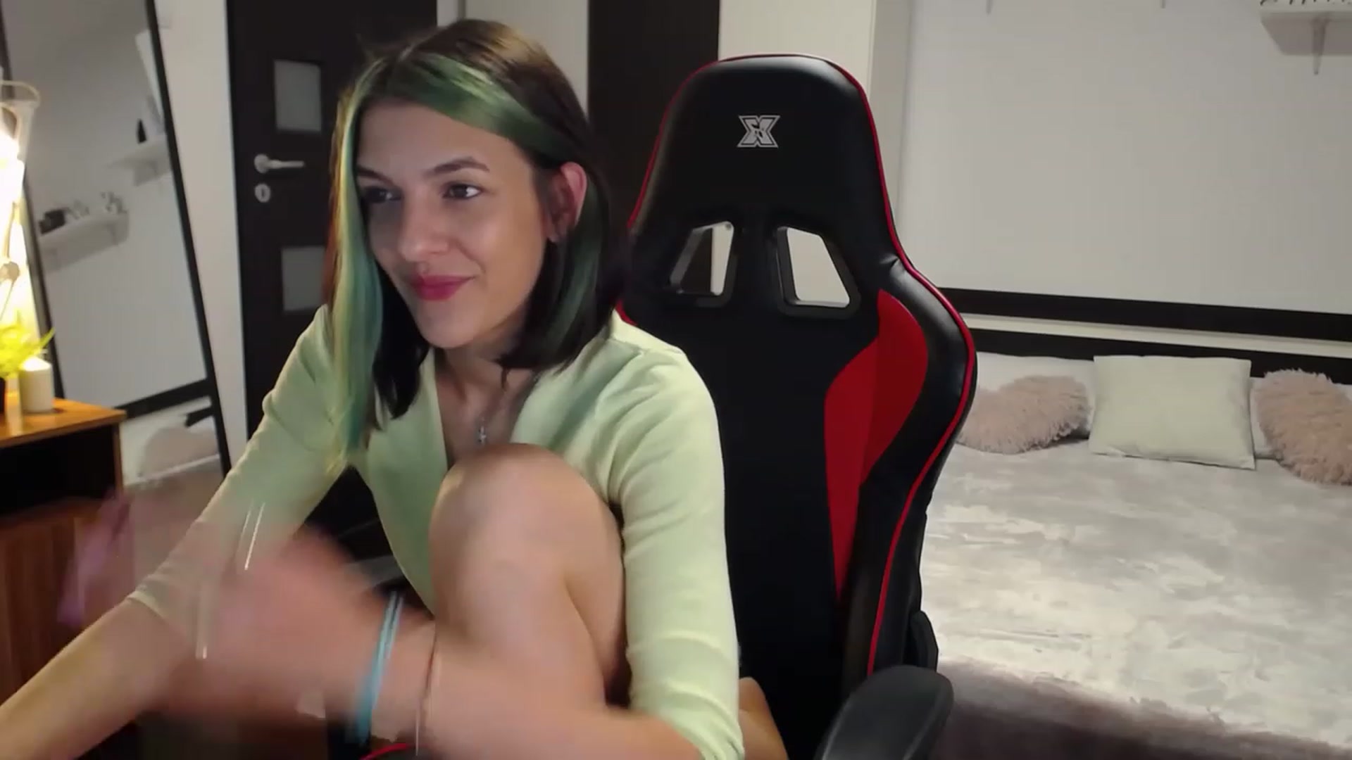 Gallery image thumbnail from AnyaLuv777's myfreecams stream on, 04/27/2023, 22:18 image 6 of 20