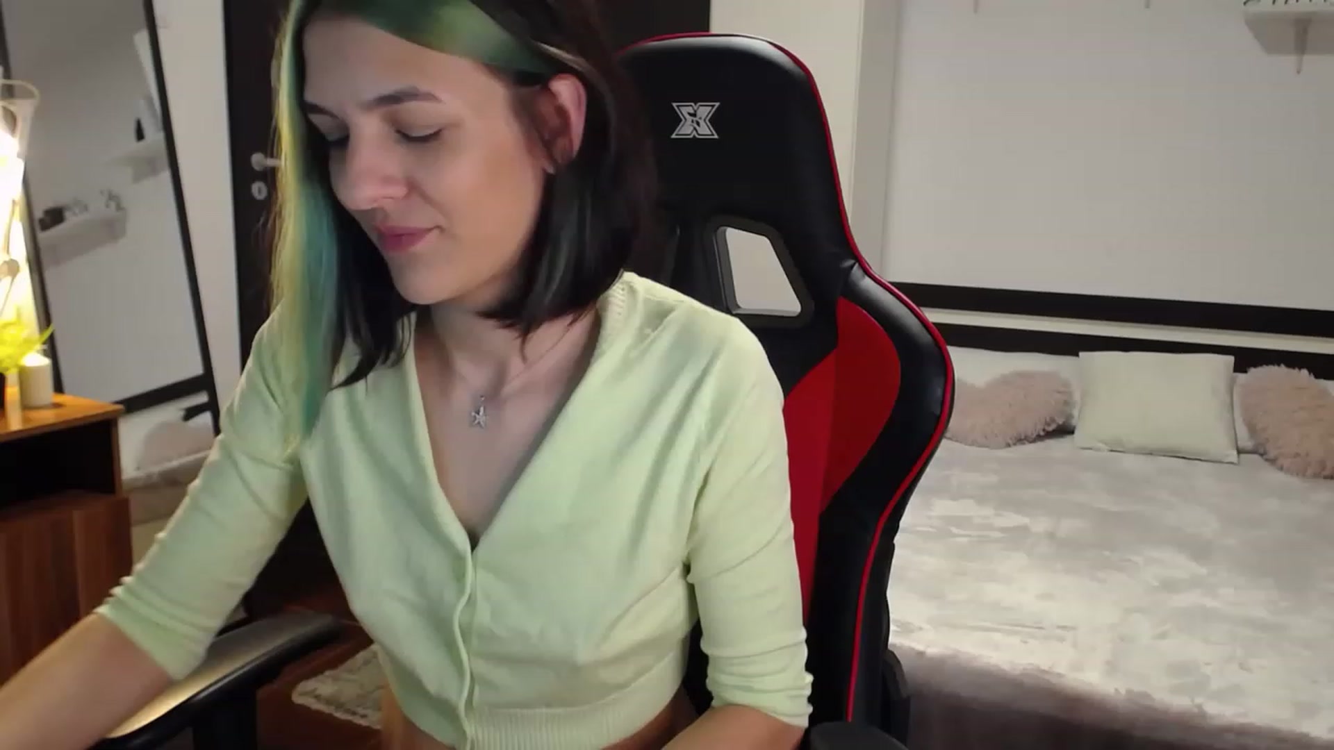 Gallery image thumbnail from AnyaLuv777's myfreecams stream on, 04/27/2023, 22:18 image 2 of 20