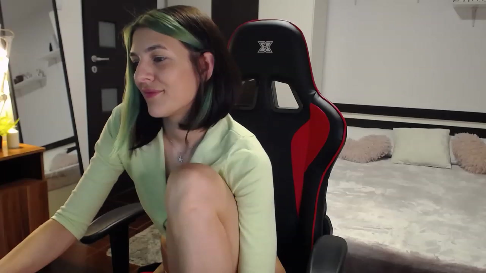 Gallery image thumbnail from AnyaLuv777's myfreecams stream on, 04/27/2023, 22:18 image 8 of 20