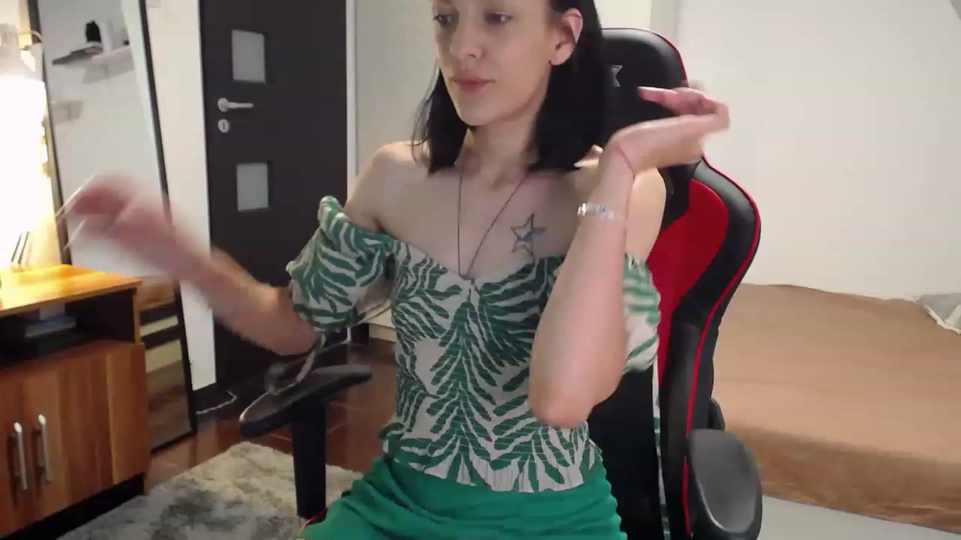 Gallery image thumbnail from AnyaLuv777's myfreecams stream on, 06/27/2023, 10:59 image 7 of 20