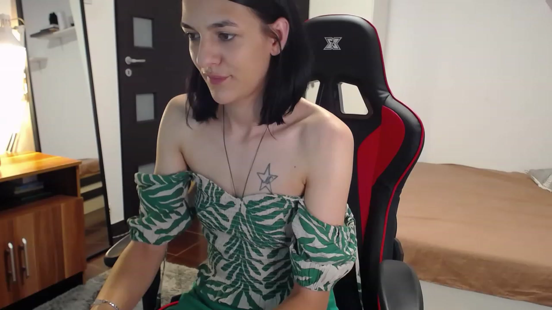 Gallery image thumbnail from AnyaLuv777's myfreecams stream on, 06/27/2023, 10:59 image 10 of 20