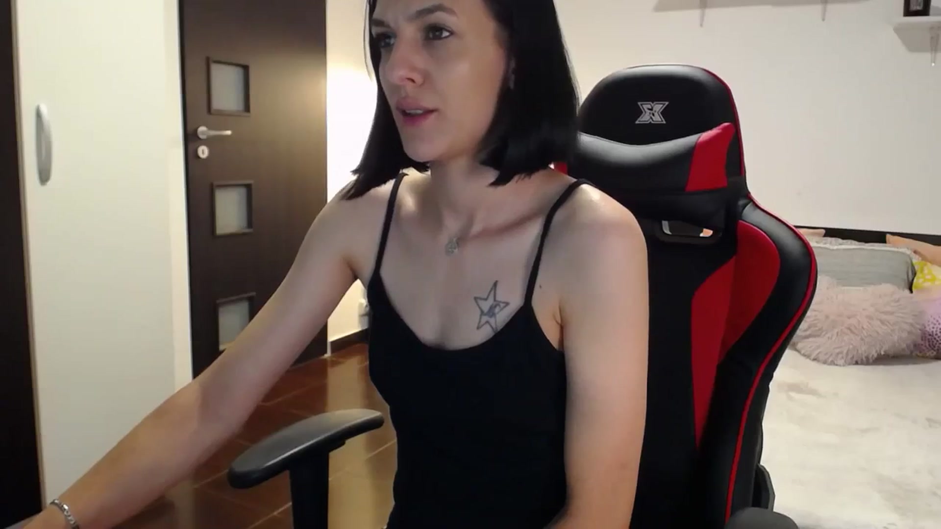 Gallery image thumbnail from AnyaLuv777's myfreecams stream on, 08/10/2023, 19:48 image 8 of 20