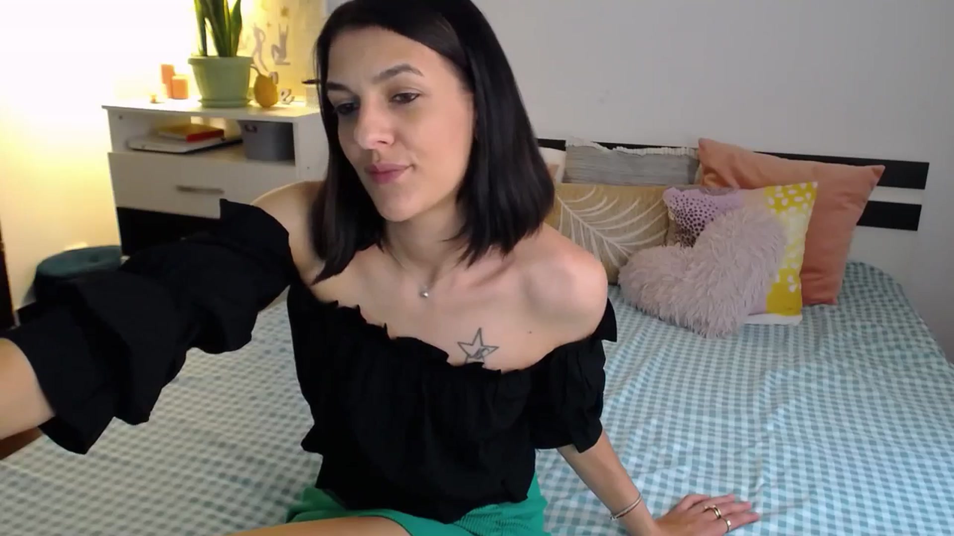 Gallery image thumbnail from AnyaLuv777's myfreecams stream on, 11/03/2023, 12:10 image 8 of 20