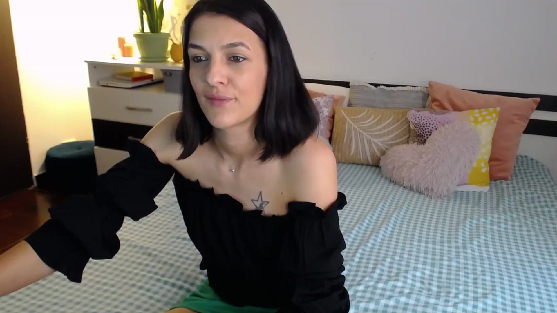 Gallery image thumbnail from AnyaLuv777's myfreecams stream on, 11/03/2023, 12:10 image 3 of 20