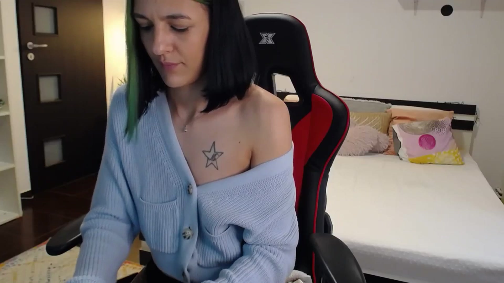 Gallery image thumbnail from AnyaLuv777's myfreecams stream on, 11/21/2023, 12:42 image 11 of 20