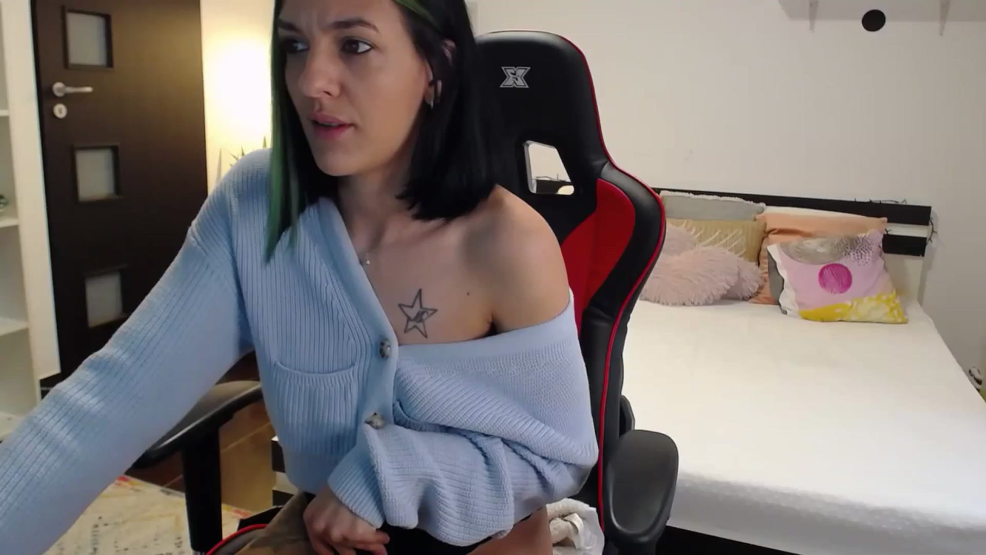 Gallery image thumbnail from AnyaLuv777's myfreecams stream on, 11/21/2023, 12:42 image 1 of 20