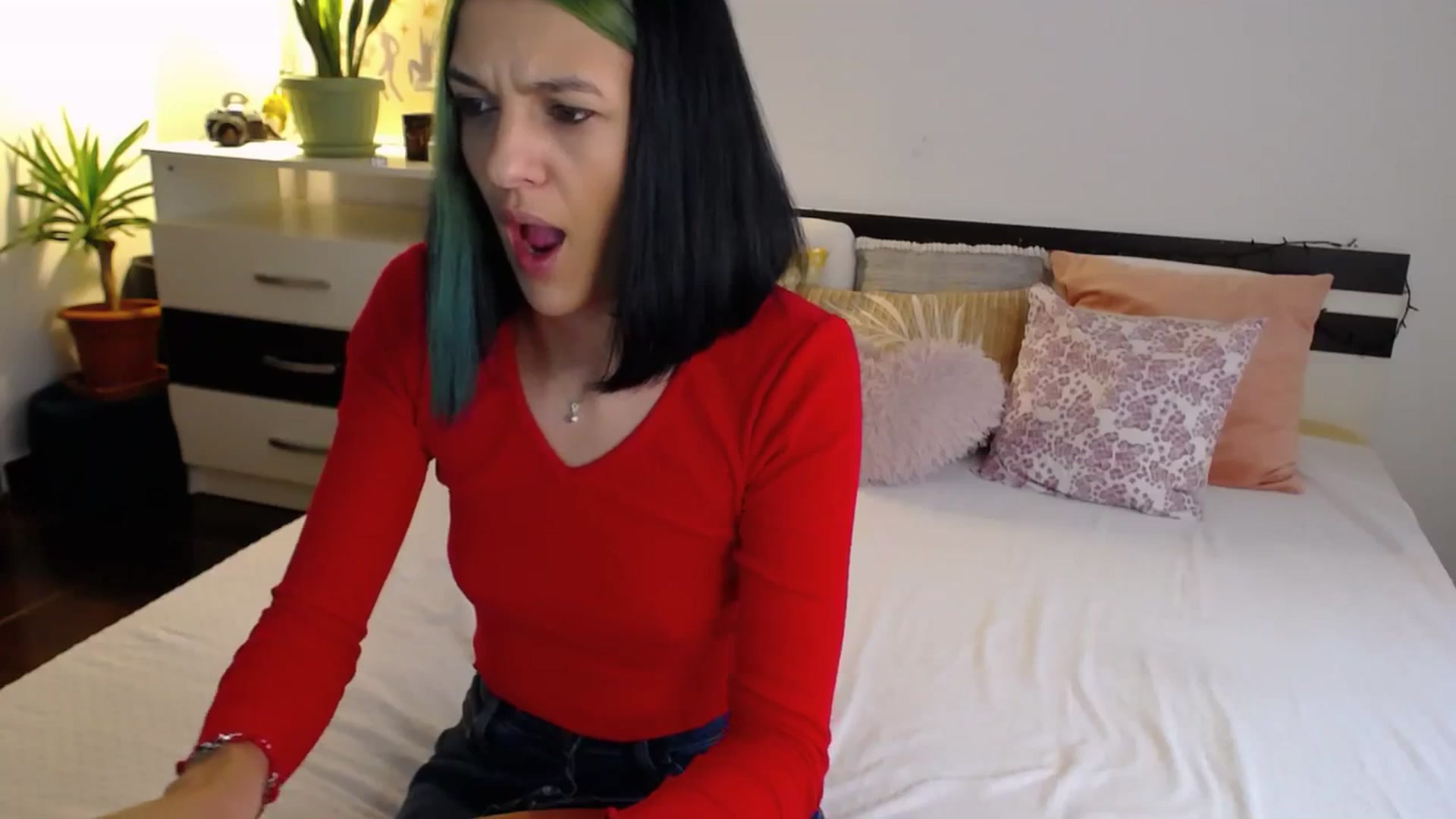 Gallery image thumbnail from AnyaLuv777's myfreecams stream on, 11/26/2023, 12:03 image 6 of 20