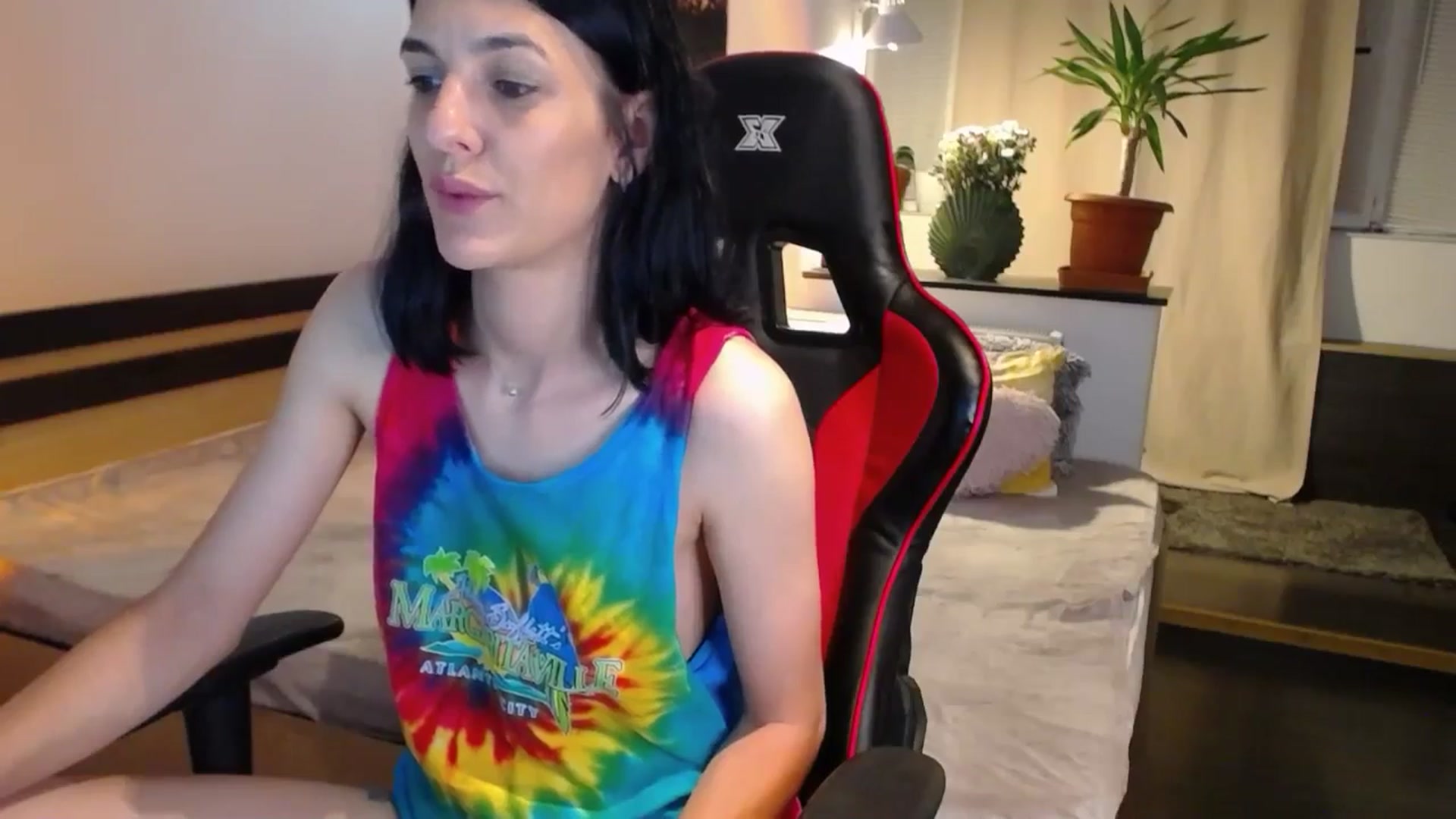 Gallery image thumbnail from AnyaLuv777's myfreecams stream on, 06/19/2024, 22:04 image 3 of 20