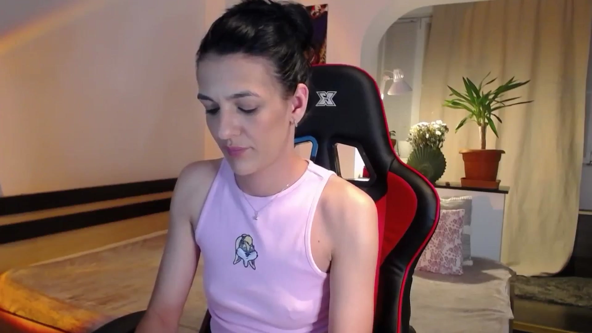Gallery image thumbnail from AnyaLuv777's myfreecams stream on, 06/22/2024, 21:44 image 6 of 20