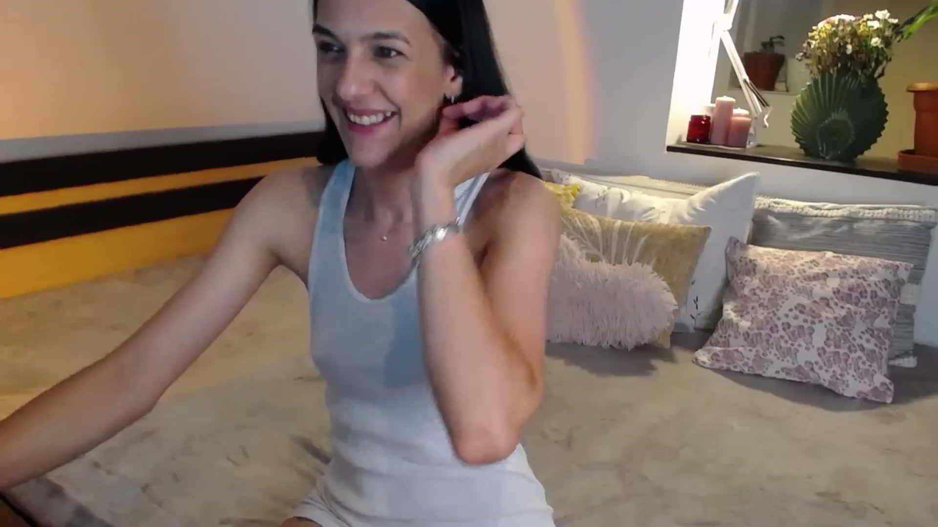 Gallery image thumbnail from AnyaLuv777's myfreecams stream on, 06/23/2024, 22:13 image 2 of 20