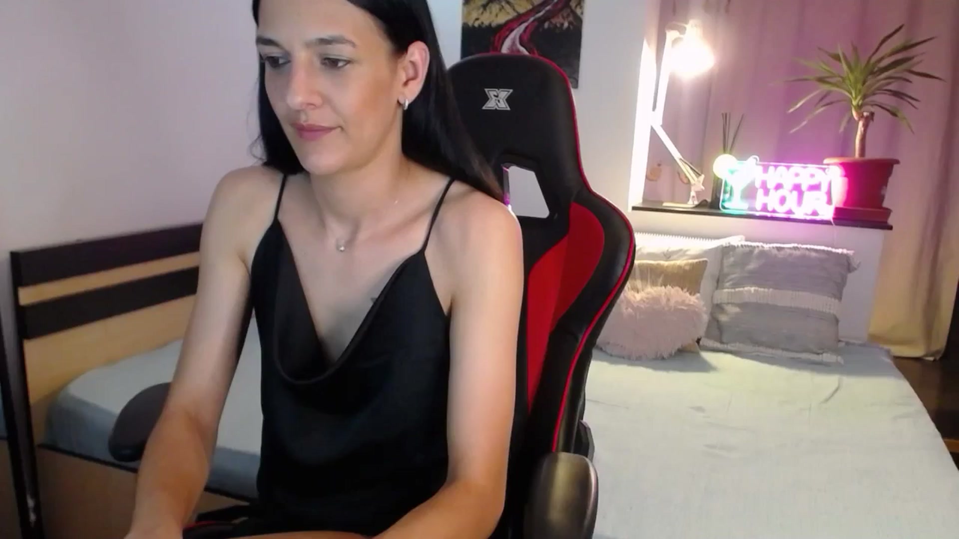 Gallery image thumbnail from AnyaLuv777's myfreecams stream on, 07/02/2024, 21:20 image 1 of 20