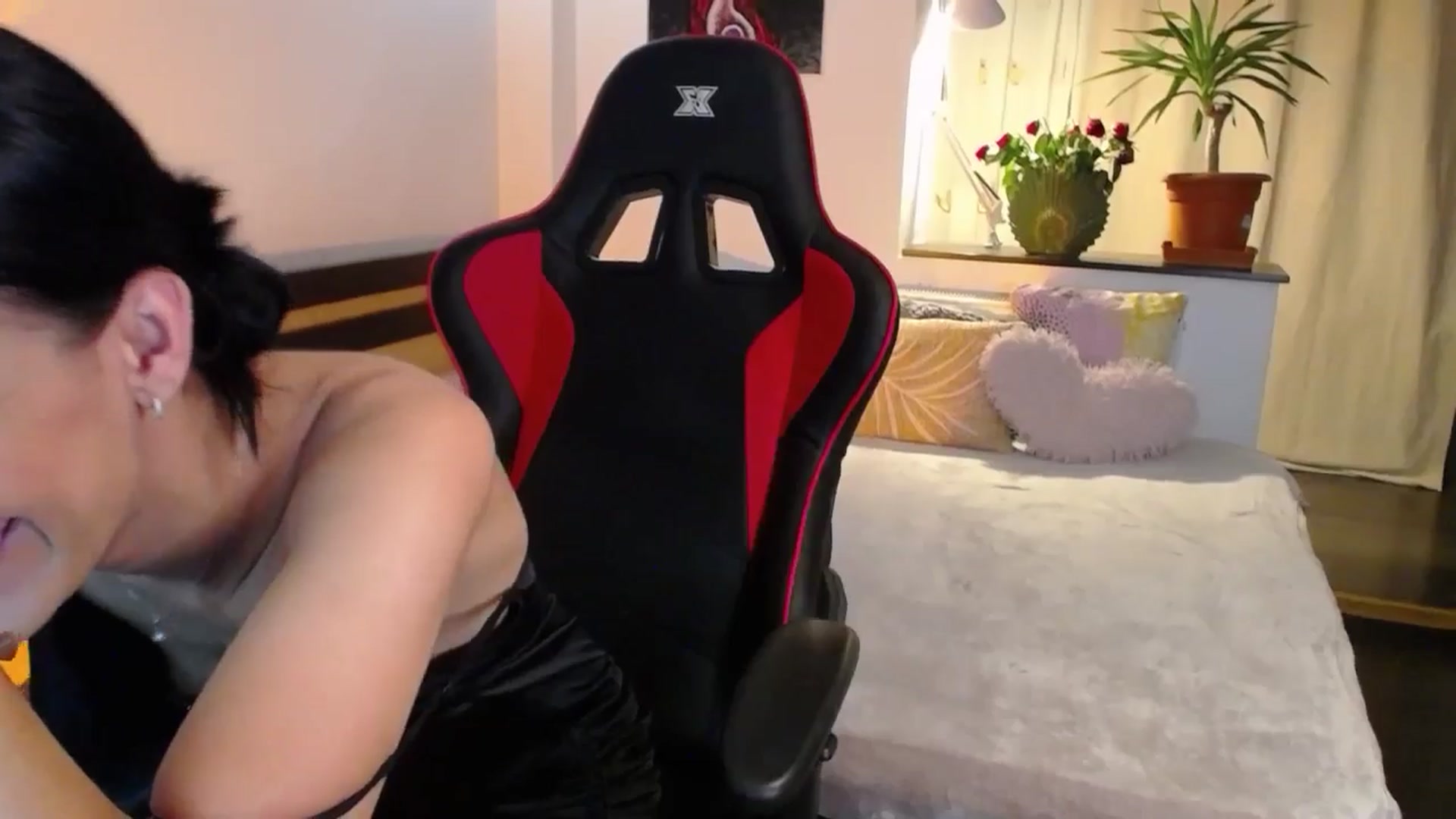 Gallery image thumbnail from AnyaLuv777's myfreecams stream on, 08/03/2024, 20:55 image 13 of 20