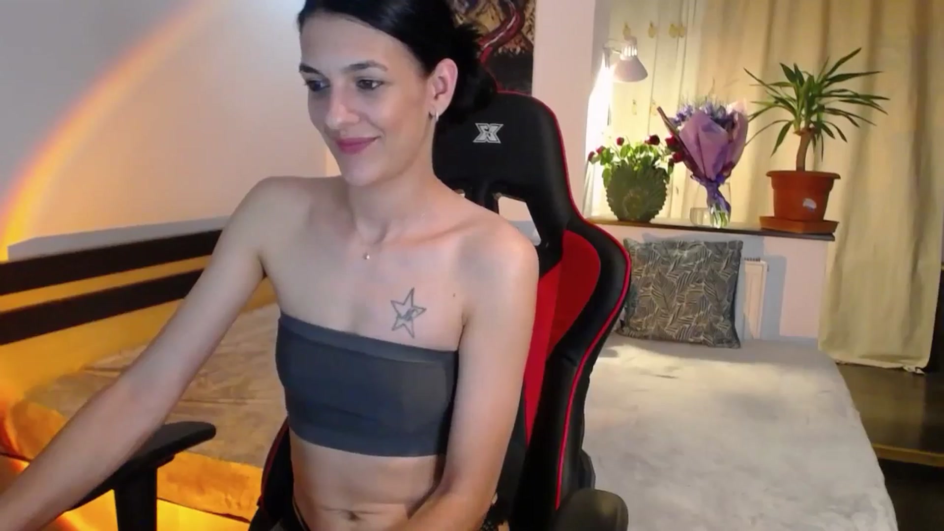 Gallery image thumbnail from AnyaLuv777's myfreecams stream on, 08/04/2024, 21:33 image 10 of 20