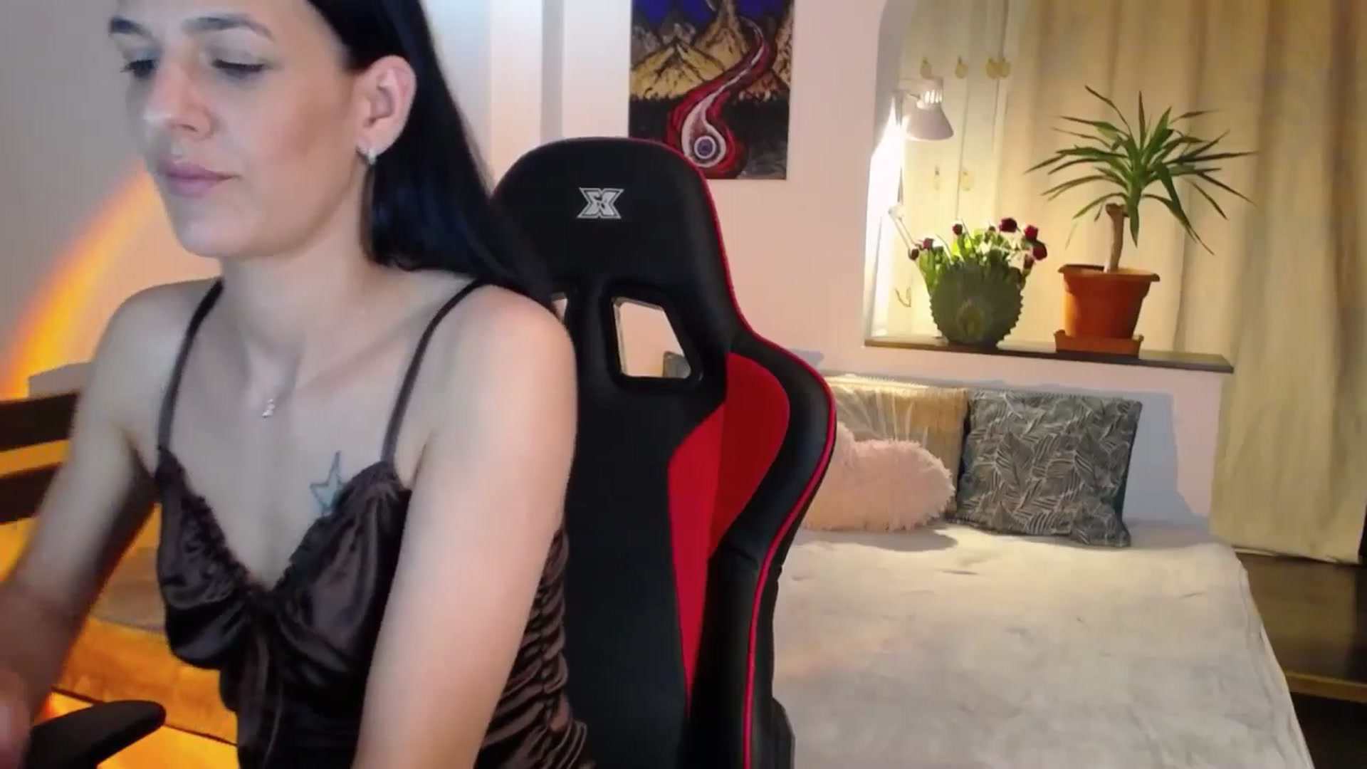 Gallery image thumbnail from AnyaLuv777's myfreecams stream on, 08/06/2024, 21:27 image 6 of 20