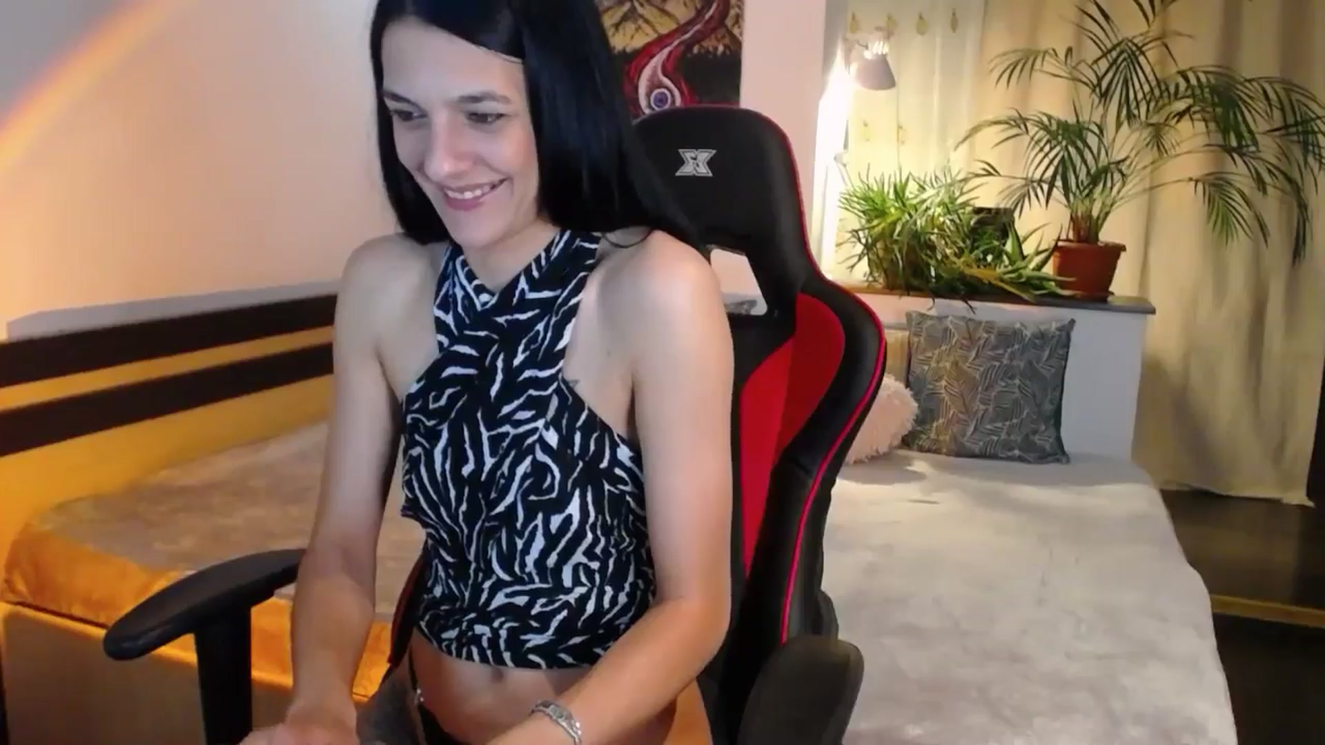 Gallery image thumbnail from AnyaLuv777's myfreecams stream on, 08/07/2024, 21:31 image 18 of 20