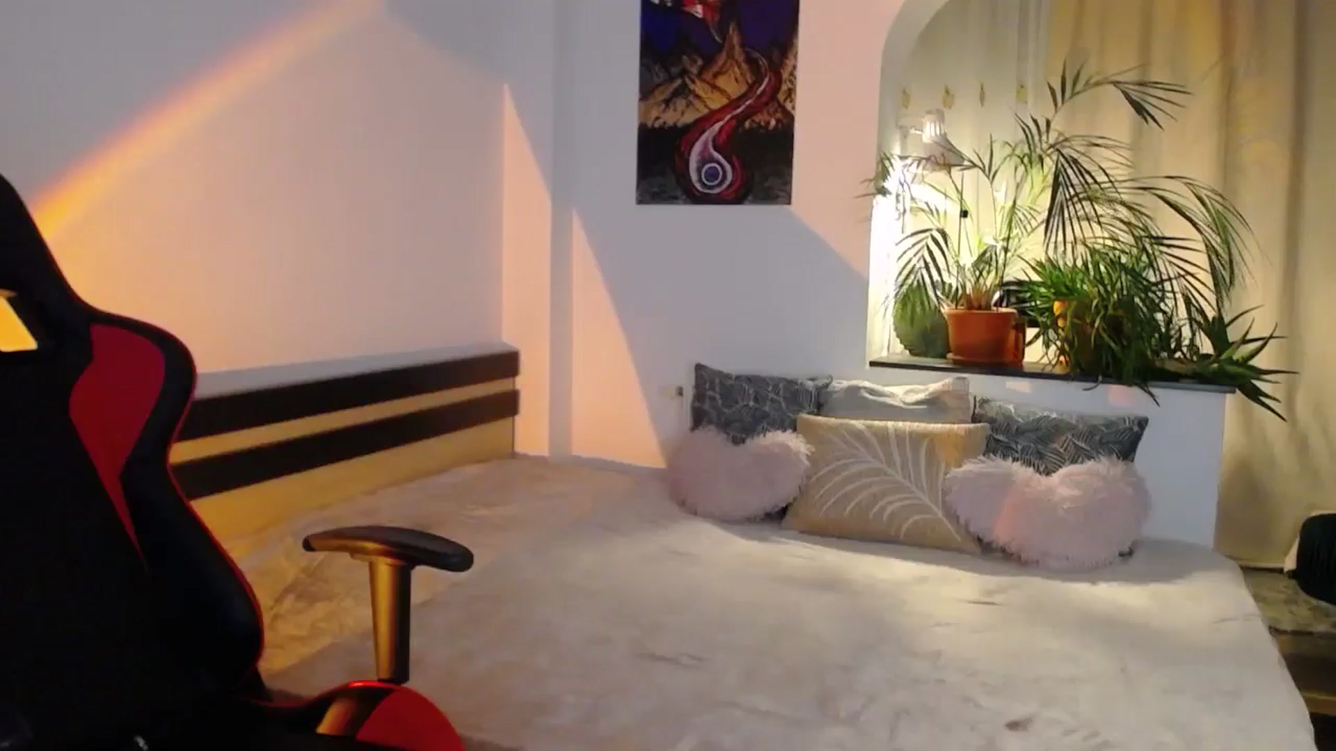 Gallery image thumbnail from AnyaLuv777's myfreecams stream on, 08/20/2024, 21:21 image 14 of 20