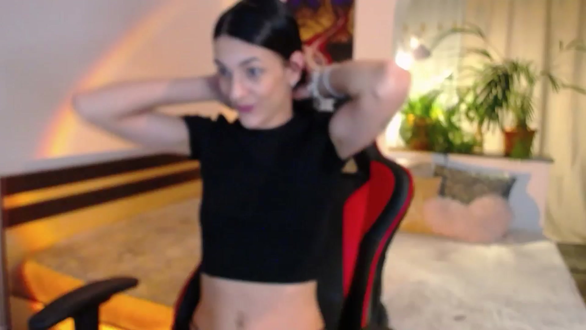 Gallery image thumbnail from AnyaLuv777's myfreecams stream on, 08/22/2024, 21:34 image 6 of 20