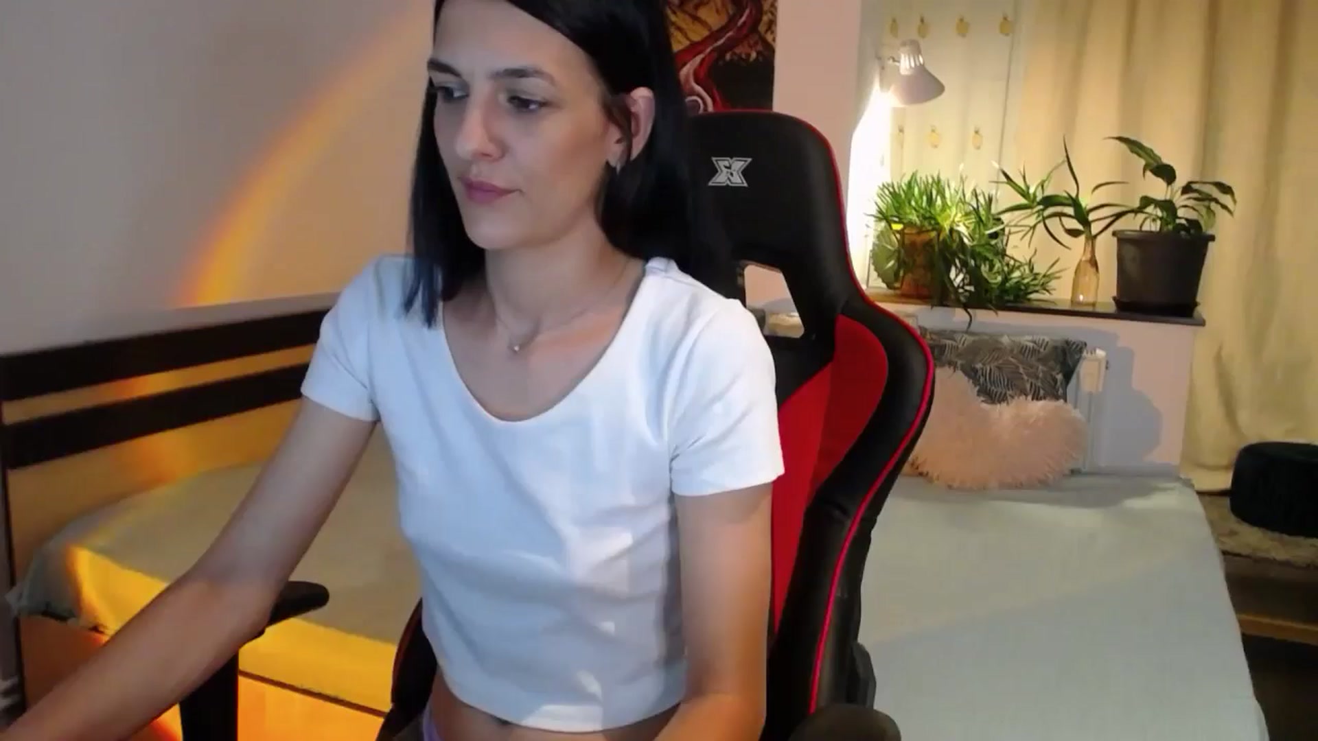 Gallery image thumbnail from AnyaLuv777's myfreecams stream on, 08/27/2024, 21:58 image 16 of 20