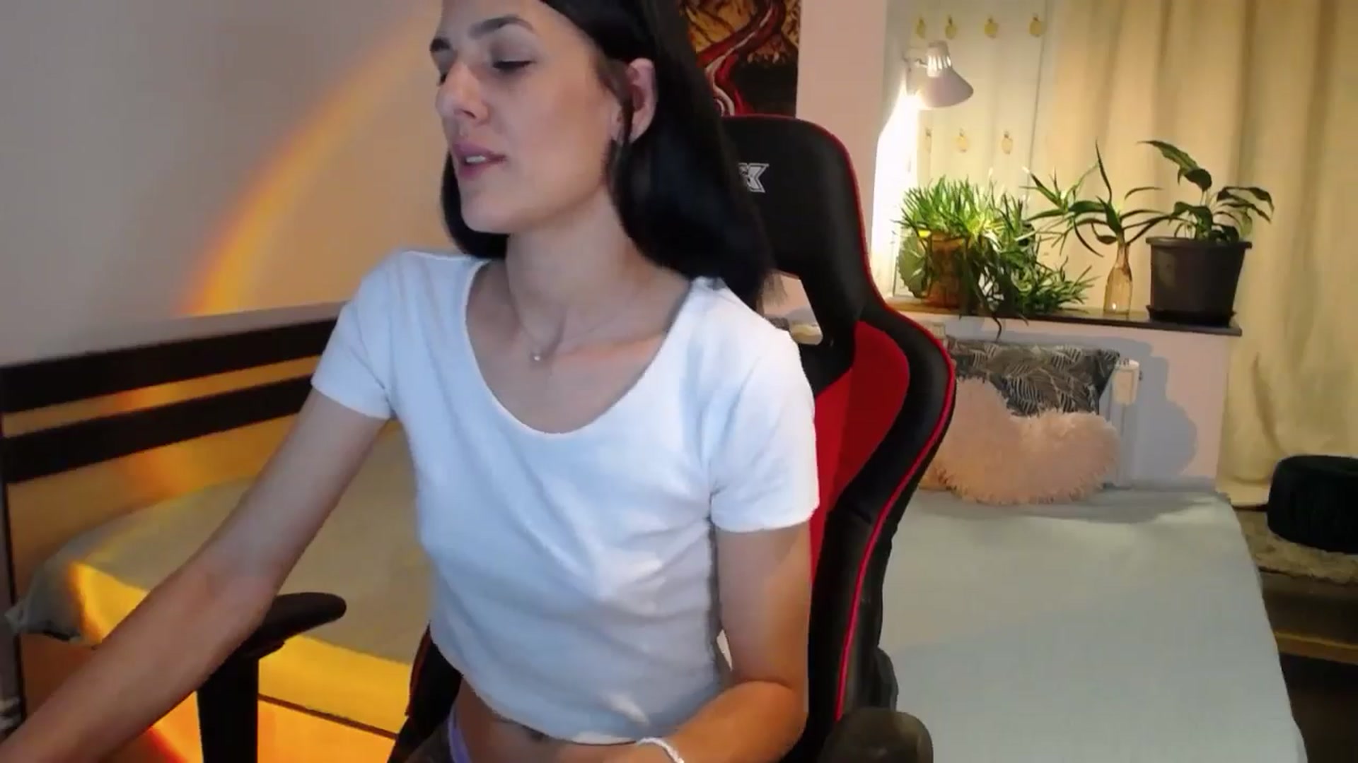 Gallery image thumbnail from AnyaLuv777's myfreecams stream on, 08/27/2024, 21:58 image 11 of 20