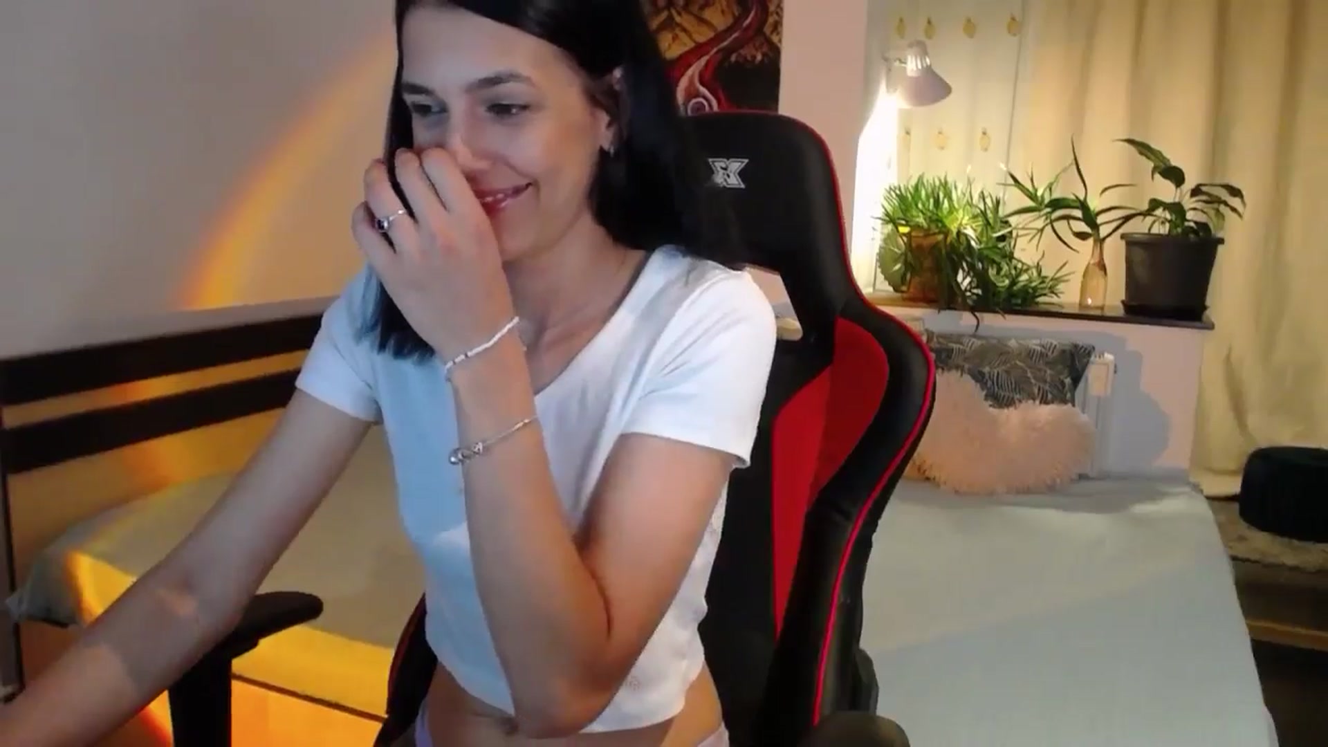 Gallery image thumbnail from AnyaLuv777's myfreecams stream on, 08/27/2024, 21:58 image 20 of 20