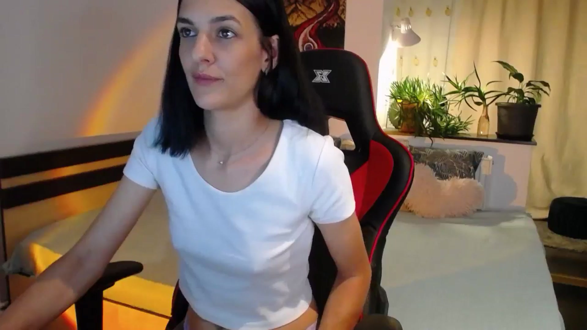 Gallery image thumbnail from AnyaLuv777's myfreecams stream on, 08/27/2024, 21:58 image 19 of 20